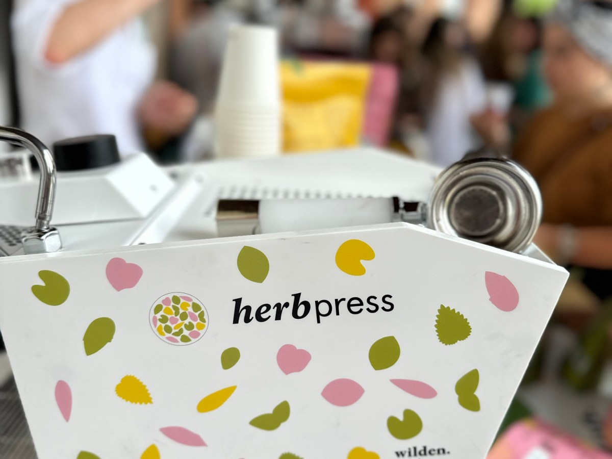 Quando guardare in una direzione diversa può portare ad innovazioni interessati: Herbpress, un nuovo modo di intendere le tisane (e non&nbsp;solo).